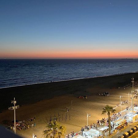 Sunset Victoria Beach Cadiz Bagian luar foto
